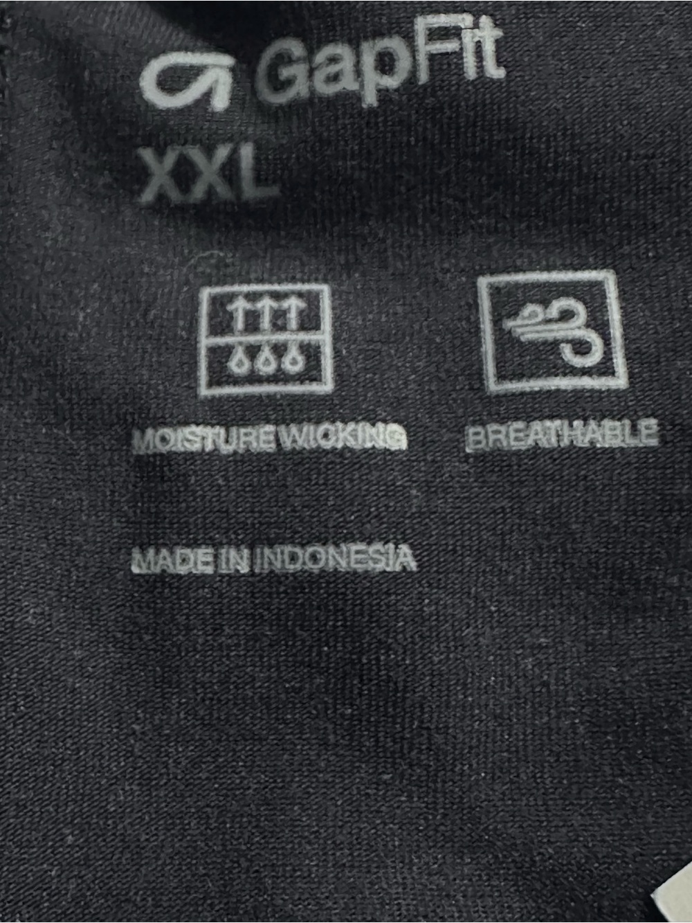 Gap | Top | GapFit Breathe T-Shirt | True Black - Picture 5 of 10